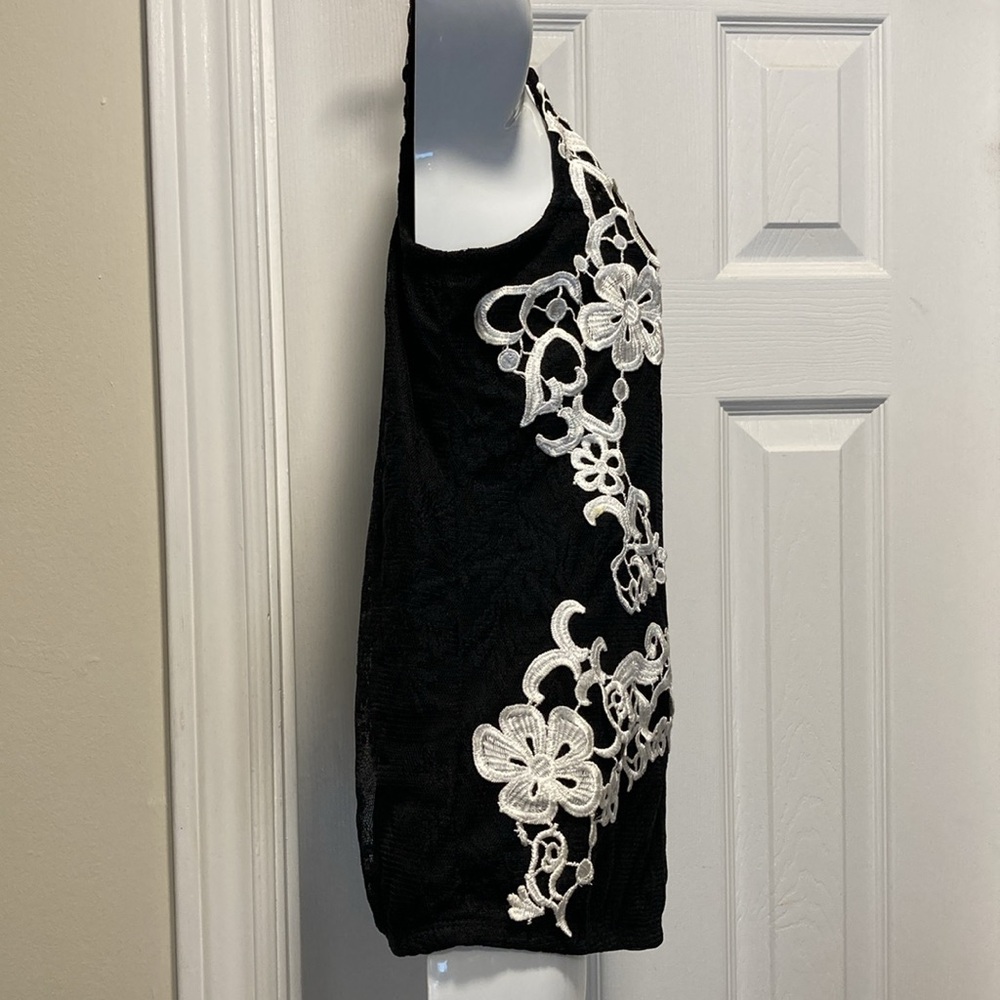 NWT - I.N.C. International Concepts Black Lace Sleeveless Halter Blouse - Sz PM - Picture 16 of 16